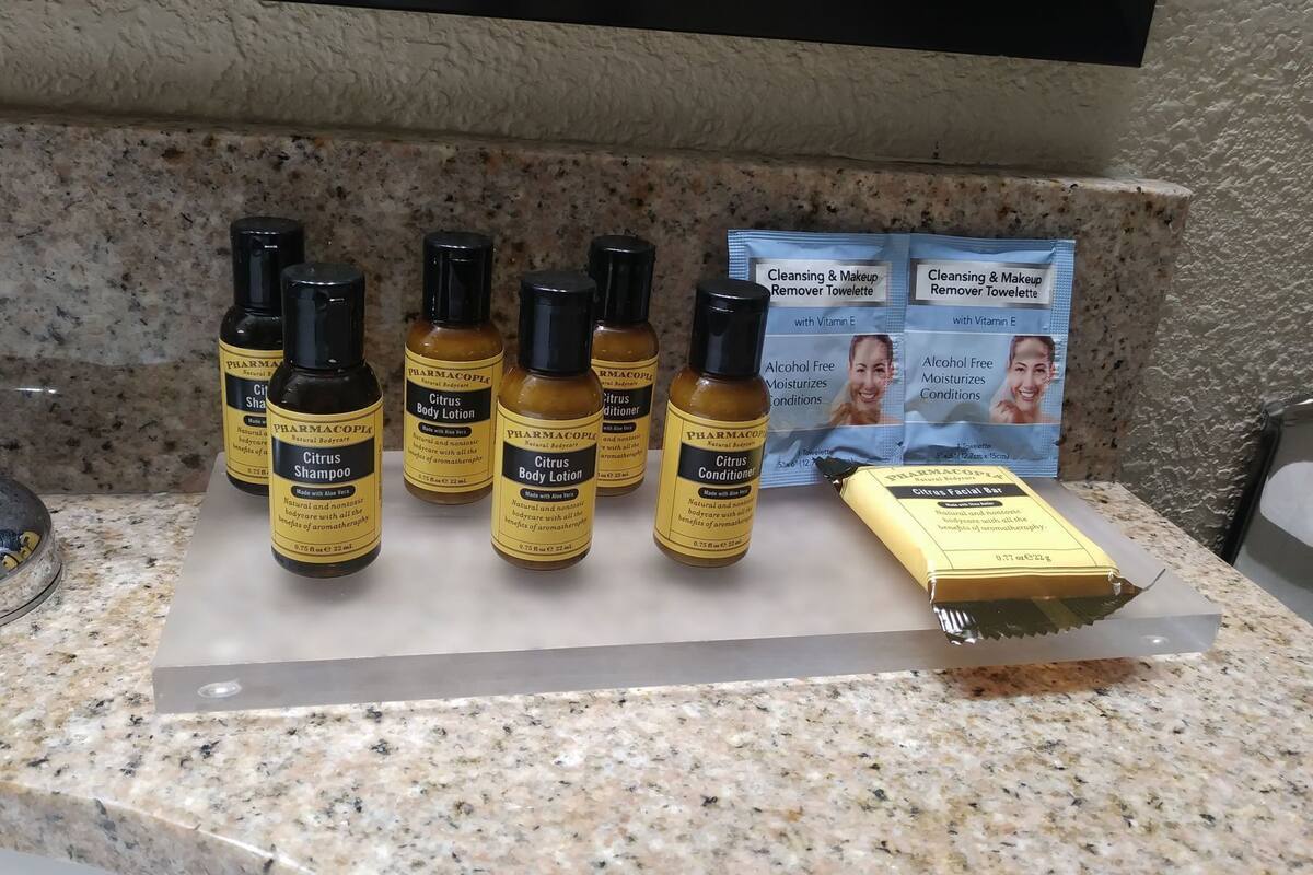 Tiện nghi phòng tắm | Vòi sen/bồn tắm kết hợp, đồ dùng nhà tắm thân thiện với môi trường