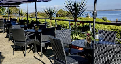Best Western New Holmwood Hotel
