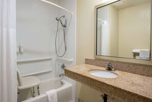 Quarto standard, 1 cama Queen, acessível, para não fumantes | Banheiro acessível