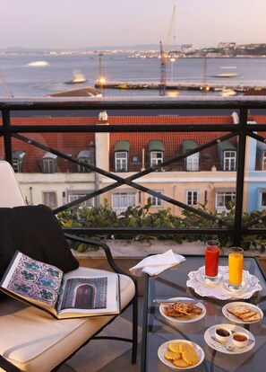 Terrace/patio - As Janelas Verdes Inn, a Lisbon Heritage Collection (Lisbon)