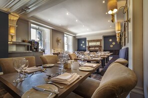 Daily full breakfast (GBP 14 per person)
