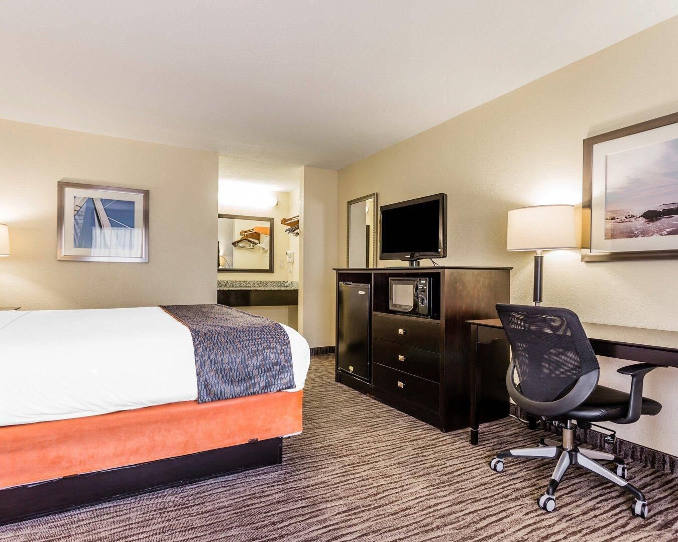 Pillow-top beds, desk, laptop workspace, blackout curtains
