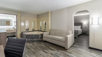 Suite, 1 King Bed, Non Smoking, Jetted Tub