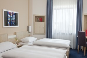 1 bedroom, minibar, in-room safe, desk