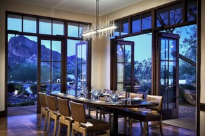 2 bars/lounges, poolside bar