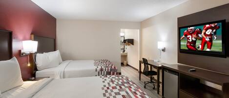 Deluxe kamer, 2 queensize bedden, toegankelijk voor mindervaliden, niet-roken (Roll-In Shower) | 1 slaapkamer, gratis wifi, beddengoed