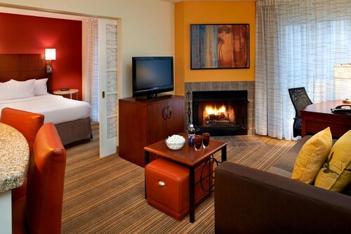 Sonesta ES Suites Detroit Warren Reviews, Deals & Photos 2023 - Expedia