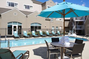Seasonal outdoor pool