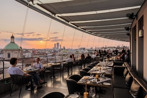 Café da manhã e jantar, local e internacional