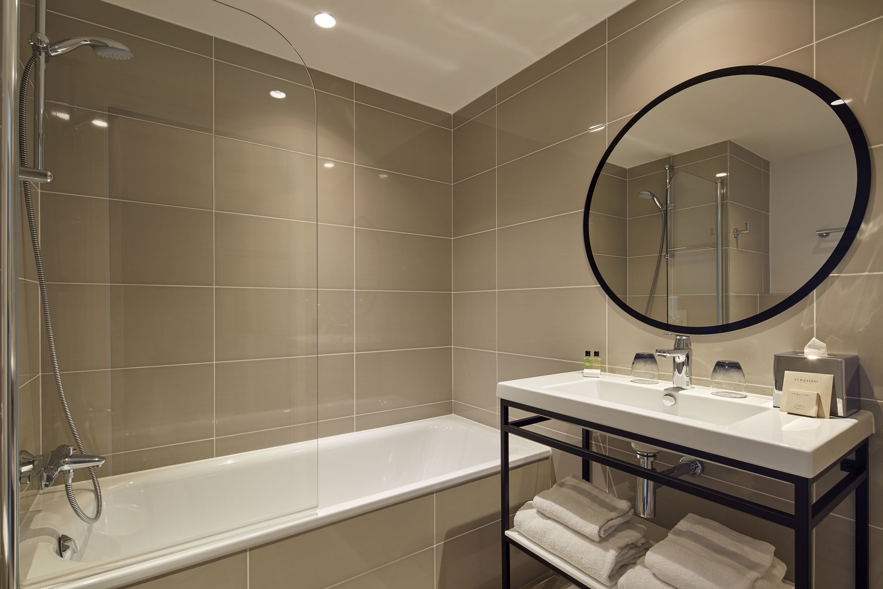 shower, free toiletries, hair dryer, towels