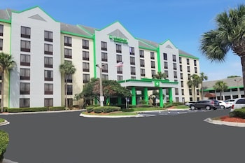 Wyndham Garden Jacksonville