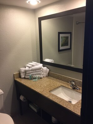 Bathroom sink