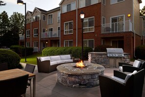 Terrace/patio - Sonesta ES Suites Atlanta Alpharetta Windward (Alpharetta)