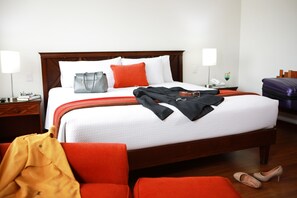 Habitación junior doble | 1 dormitorio, ropa de cama de alta calidad, minibar y caja fuerte