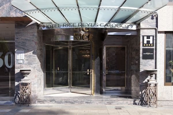 Façana frontal de l'allotjament