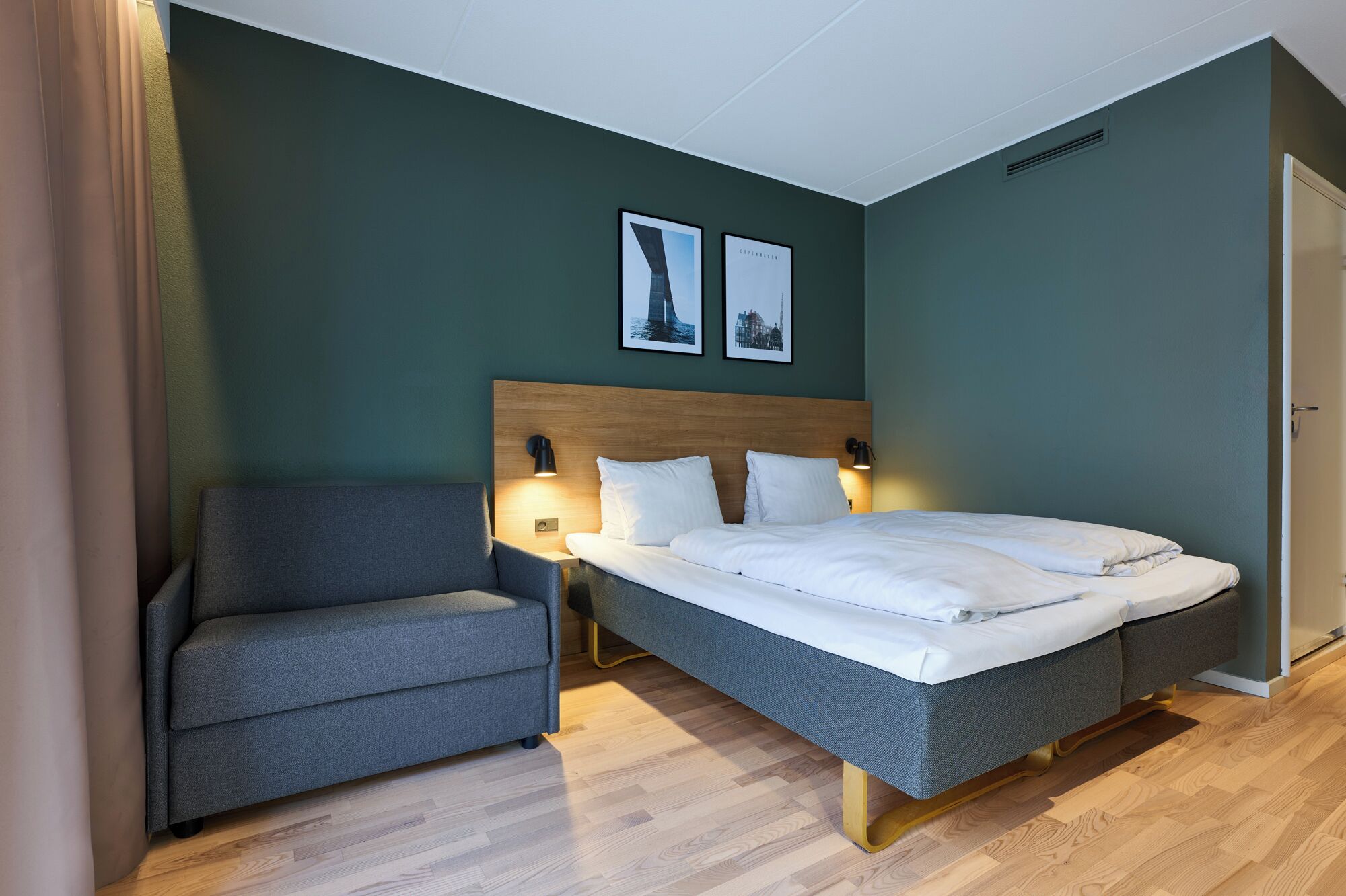 Sleeper 90/90 | Untuvapeitot, työpöytä, kannettavalle tietokoneelle sopiva työtila