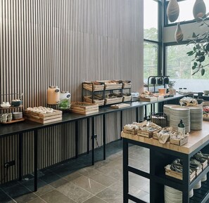 Daily buffet breakfast (DKK 150 per person)