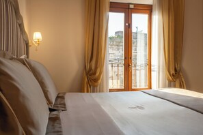 Deluxe Double Room, City View | Minibar, in-room safe, desk, blackout drapes