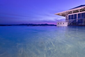 Outdoor pool, sun loungers