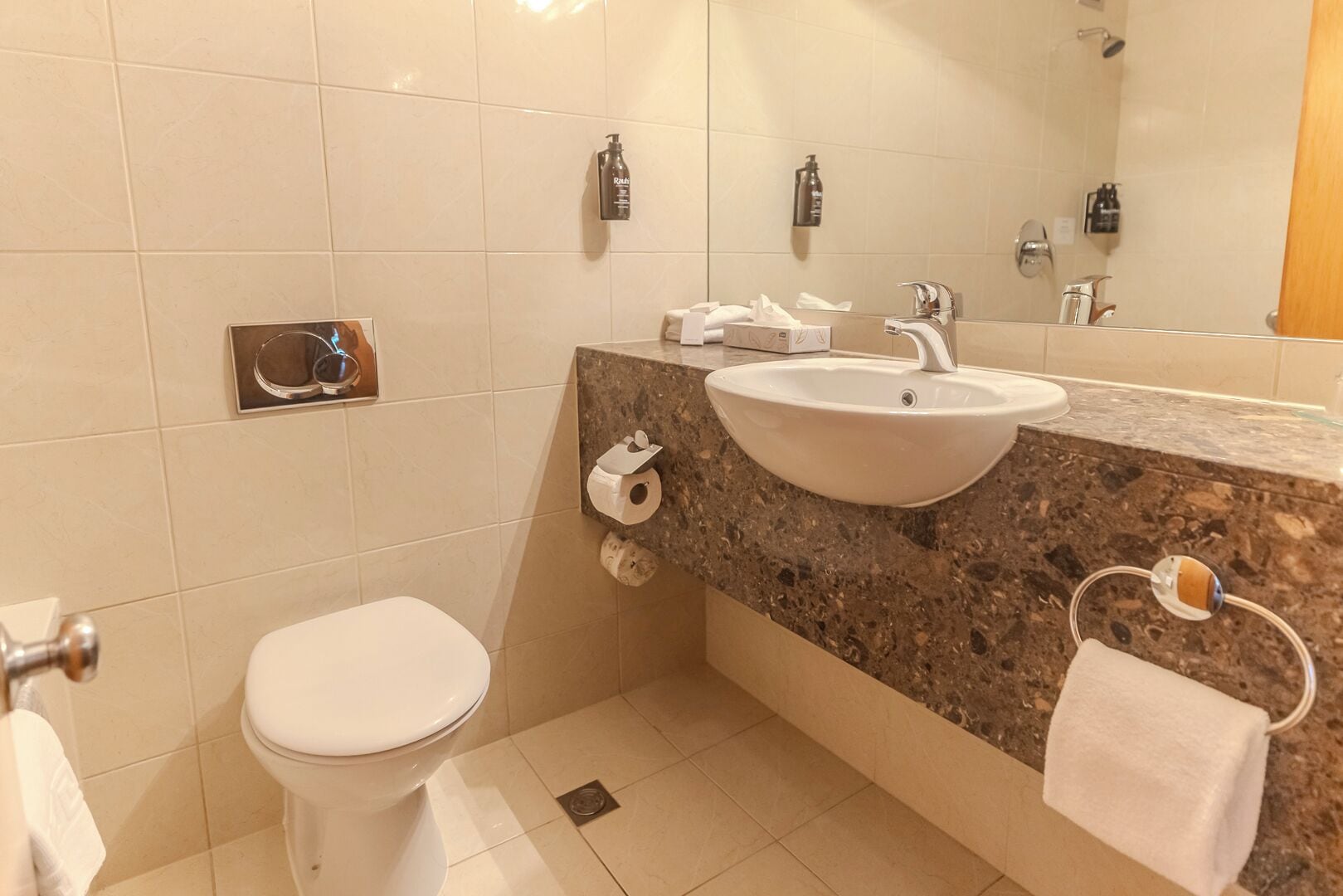 superior 1 king | bathroom | eco-friendly toiletries, hair dryer, towels, soap