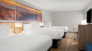 Room, Non Smoking, Refrigerator | Desk, laptop workspace, iron/ironing board, rollaway beds