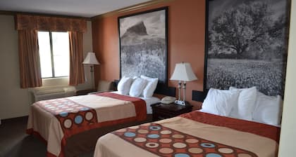 Hill Country Inn & Suites