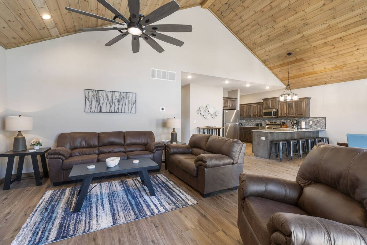 Indian Point - 5-Bedroom Lodge 150 | 遮光窗簾/窗簾、熨斗/熨衫板、免費 Wi-Fi、獨特設計