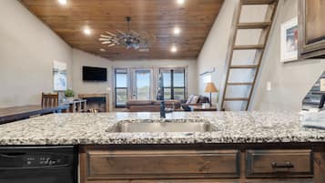 Appart'hÎtel Deluxe, 3 chambres, vue lac | Cuisine privée