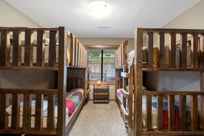 4-BD Waterfront Condo - Walk-In Level - 506 | 1 bedroom, individually decorated, blackout drapes, iron/ironing board