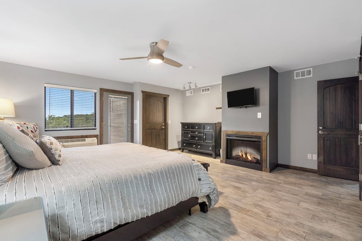 2 Bedroom Condo #1205 | 1 bedroom, individually decorated, blackout drapes, iron/ironing board