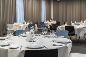 Unclassified image, 2 of 96, button - Hoje Taastrup Hotel Copenhagen West, a member of Radisson Individuals (Taastrup)