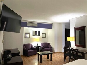 Suite Junior, 1 très grand lit | 1 chambre, bureau, accès au Wi-Fi (inclus), literie fournie
