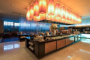 Breakfast served - Jinglun Hotel Beijing (Beijing)