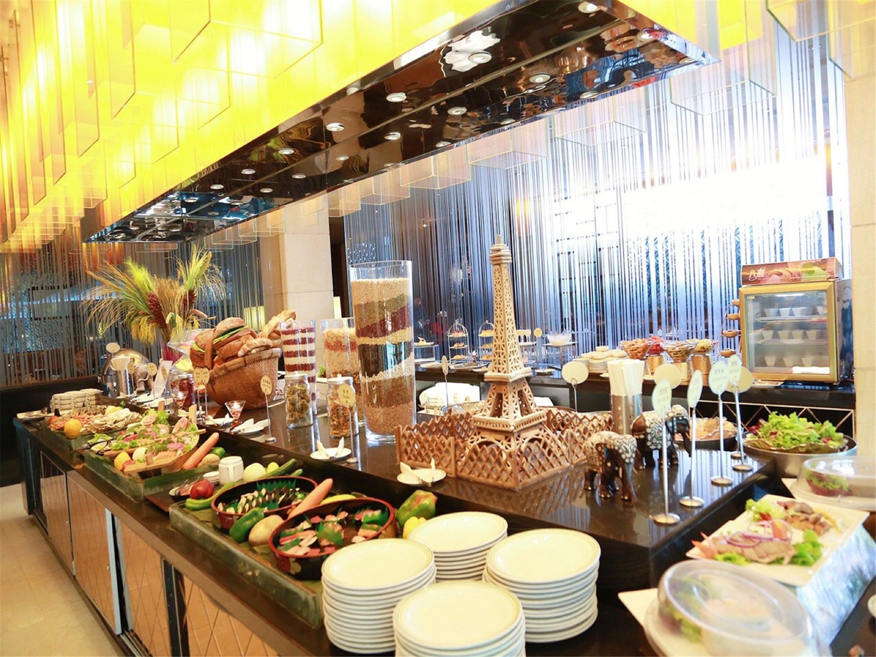 供应早餐（每人 CNY 115）