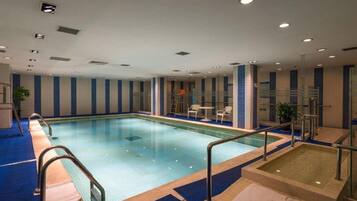 Indoor pool, outdoor pool