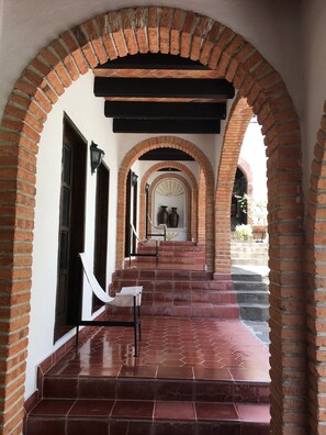 Courtyard - Rancho Hotel El Atascadero (San Miguel de Allende)