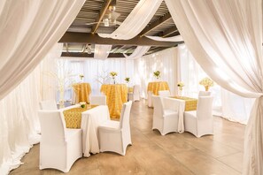 Meeting facility - DoubleTree by Hilton Carson (Carson)