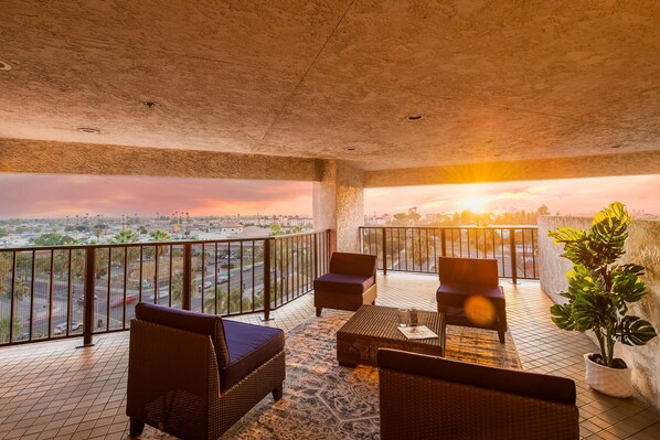 Suite, 1 cama de matrimonio grande, no fumadores, balcón | Vistas desde la habitación