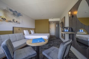 Cofres nos quartos, quartos à prova de som, berços (sobretaxa)