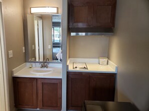 Room, 1 King Bed with Sofa bed | Private kitchenette