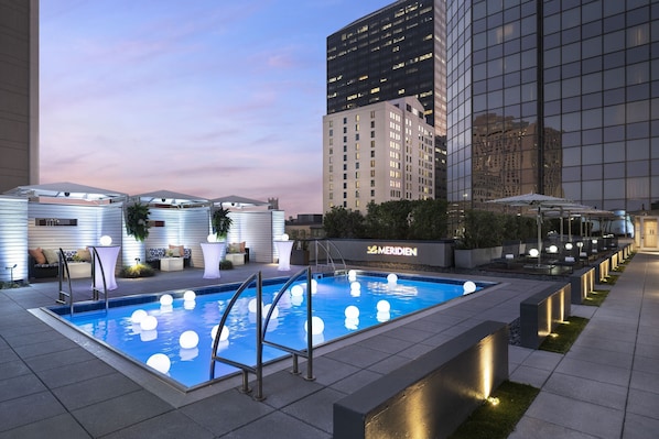 Seasonal outdoor pool, open 7:00 AM to 10:00 PM, cabanas (surcharge)