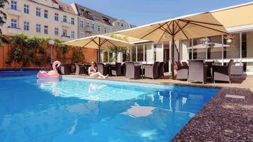 Piscina stagionale all'aperto