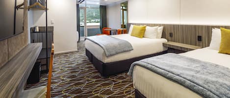 Superior Room, 1 King Bed | 1 bedroom, in-room safe, desk, iron/ironing board