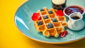 Frokostbuffé hver dag (mot et tillegg)