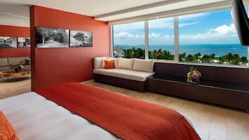 Premium bedding, down comforters, minibar, in-room safe