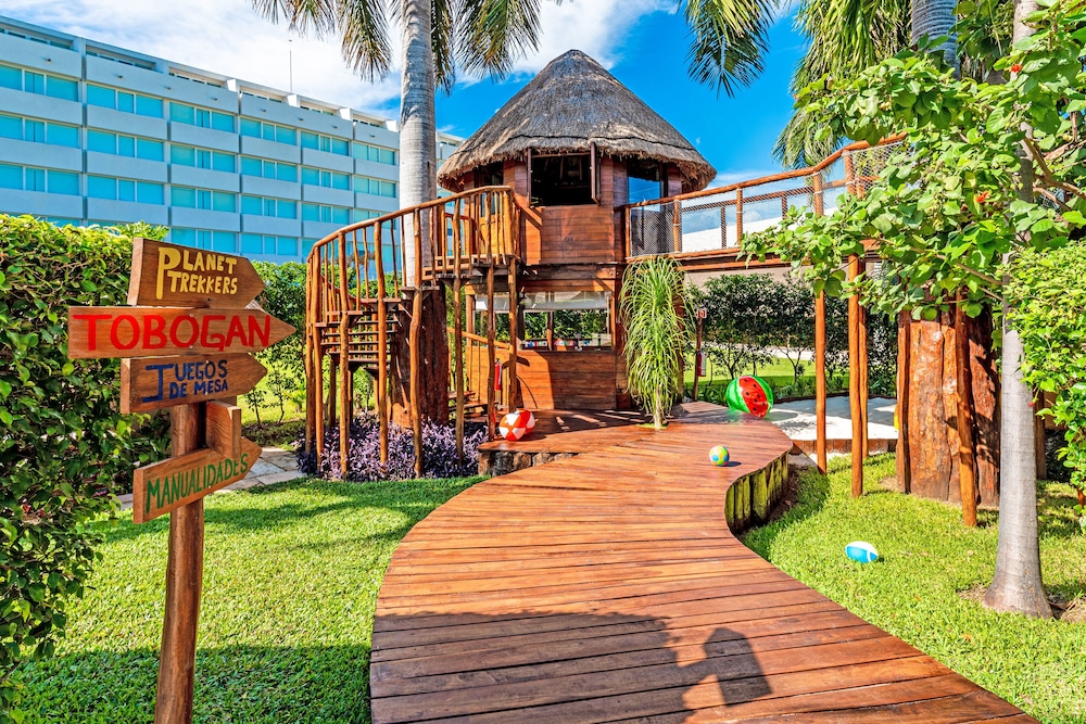 InterContinental Presidente Cancun Resort by IHG by null