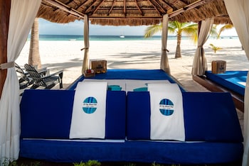 Sundeck at InterContinental Presidente Cancun Resort, an IHG Hotel