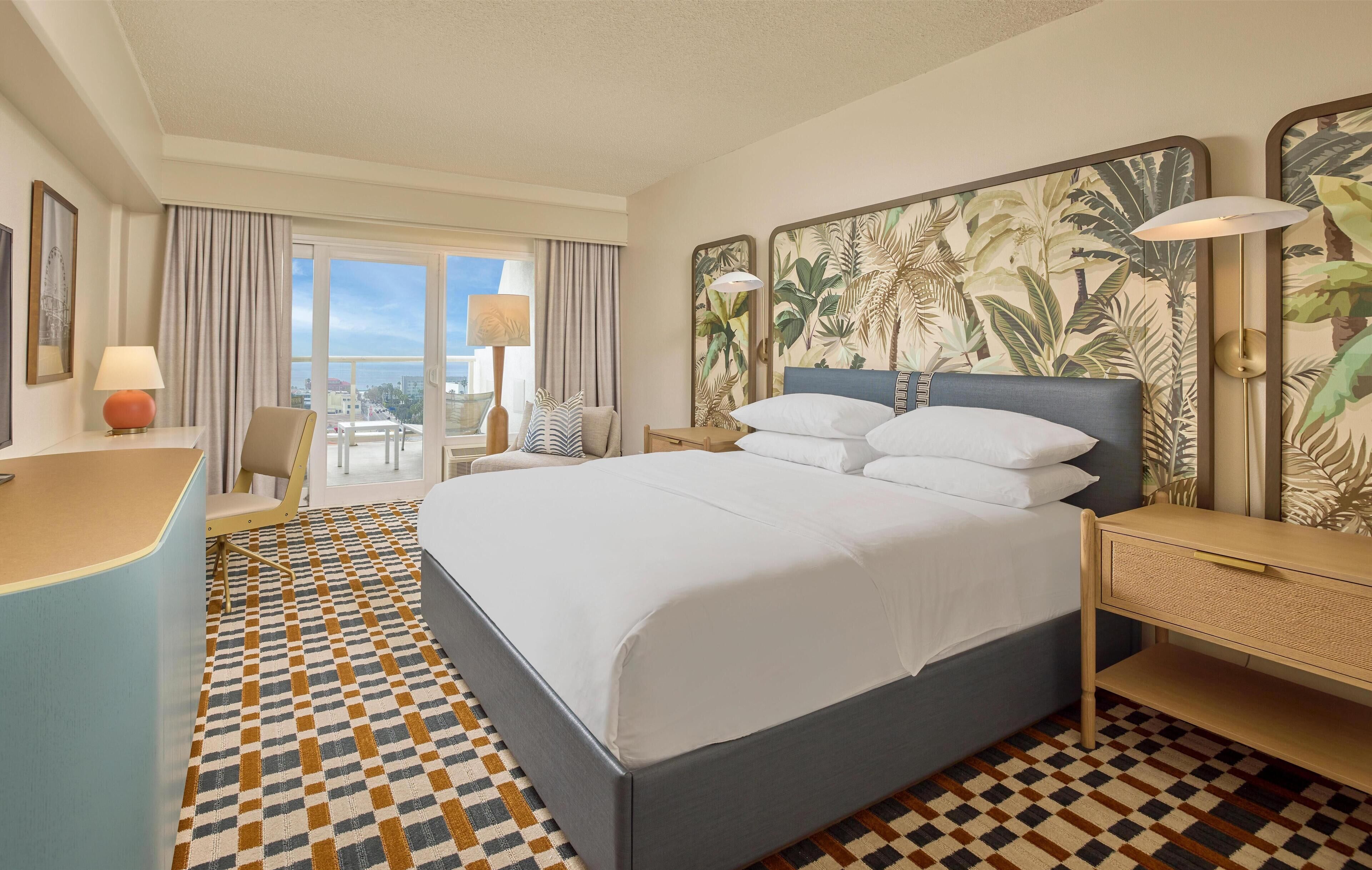 Room, 1 King Bed, Balcony, Ocean View | Premium bedding, down comforters, in-room safe, individually decorated