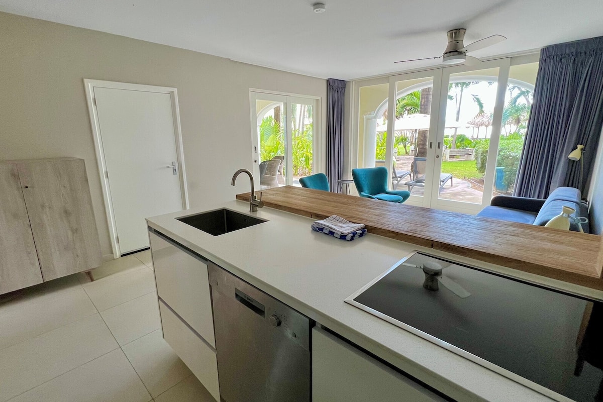 one-bedroom apartment (la belle alliance) | 1 bedroom, in-room safe, desk, blackout curtains