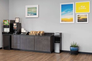 فطور مجهز للتنقل مجانًا يوميًا